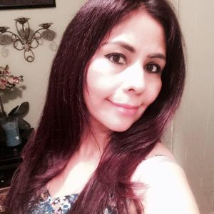 Meet your Posher, Delia